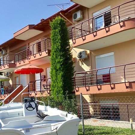 Helios Daire Vrasná Dış mekan fotoğraf